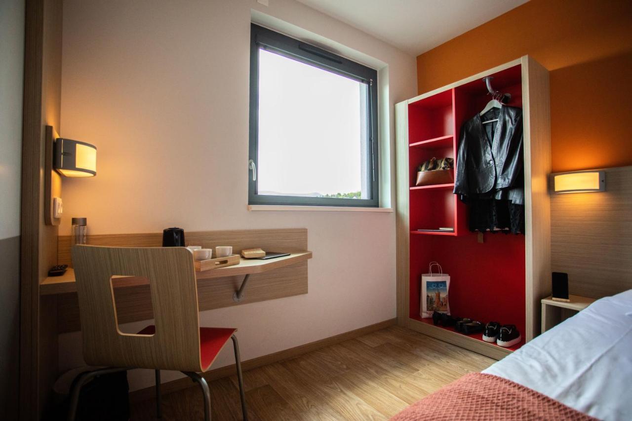 Oneloft Hotel Obernai Exteriör bild